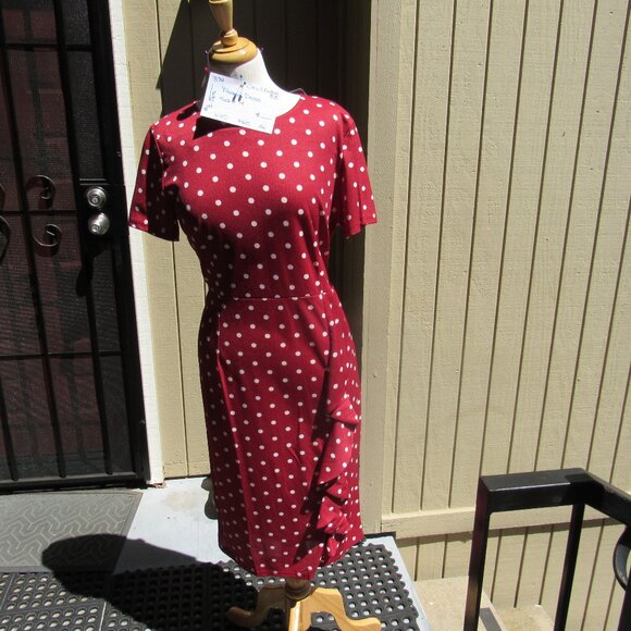 #374  NEW WOMEN'S RED POLKA DOT DRESS BY OXIULI FASHION  (SIZE 14) - Picture 1 of 3